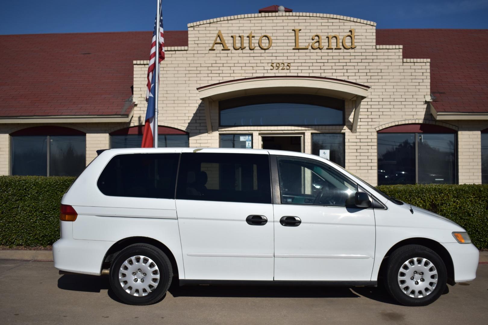 2003 White /Gray Honda Odyssey (5FNRL18513B) , located at 5925 E. BELKNAP ST., HALTOM CITY, TX, 76117, (817) 834-4222, 32.803799, -97.259003 - Buying a 2003 Honda Odyssey can be a smart choice for several reasons: Reliability: Hondas are known for their reliability, and the Odyssey is no exception. The 2003 model year is often praised for its durability and long-lasting performance. Safety: The 2003 Honda Odyssey comes equipped with safe - Photo#3